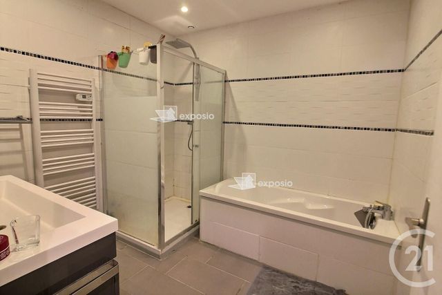 maison à vendre - 4 pièces - 102.0 m2 - LORMONT - 33 - AQUITAINE - Century 21 Ax Immo