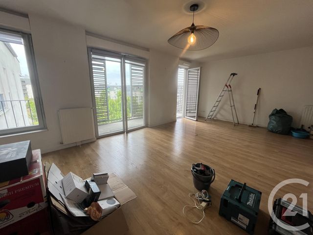 Appartement F4 à louer - 4 pièces - 86.4 m2 - CENON - 33 - AQUITAINE - Century 21 Ax Immo