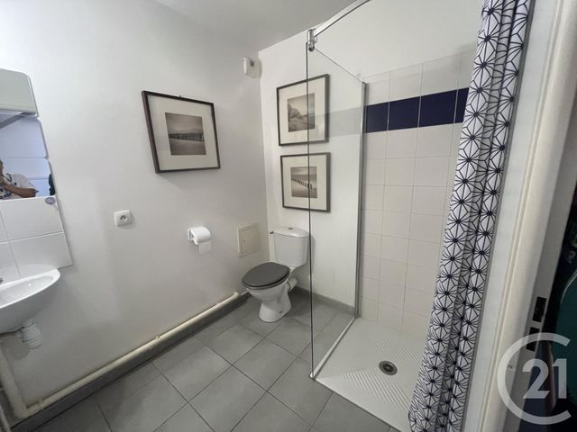 Appartement F4 à louer - 4 pièces - 86.4 m2 - CENON - 33 - AQUITAINE - Century 21 Ax Immo