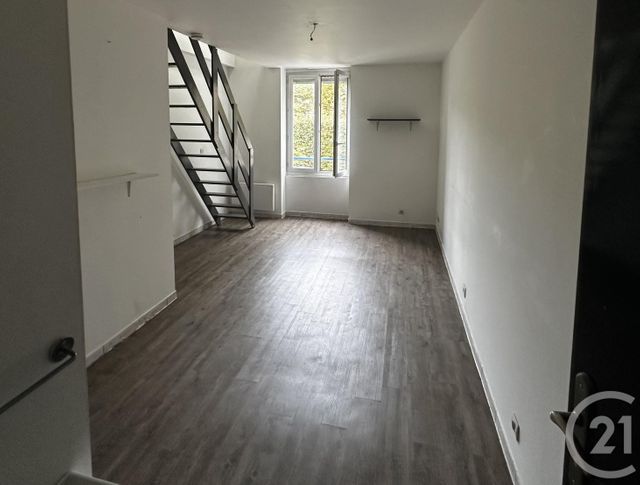 Afficher la photo en grand Appartement F2 à vendre - 2 pièces - 30.63 m2 - BORDEAUX - 33 - AQUITAINE - Century 21 Ax Immo
