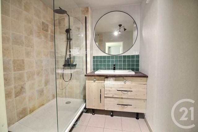 Appartement T3 à vendre - 3 pièces - 68.13 m2 - CENON - 33 - AQUITAINE - Century 21 Ax Immo