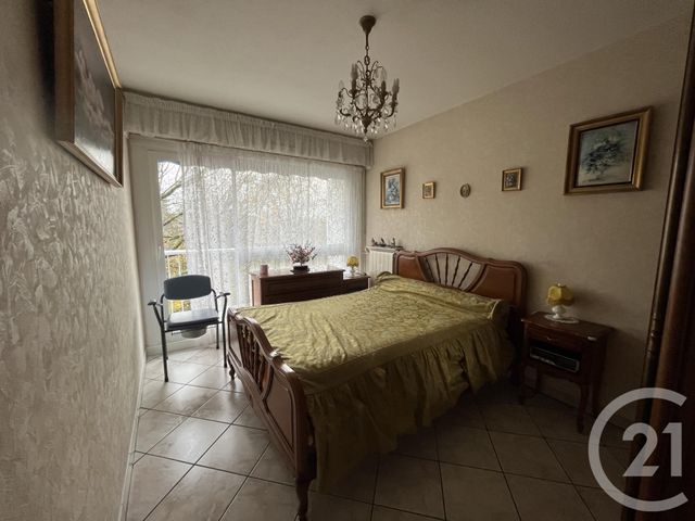 Appartement T4 à vendre - 4 pièces - 77.43 m2 - LORMONT - 33 - AQUITAINE - Century 21 Ax Immo