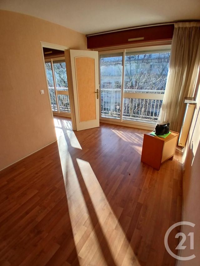 Appartement T3 à vendre - 3 pièces - 63.23 m2 - LORMONT - 33 - AQUITAINE - Century 21 Ax Immo