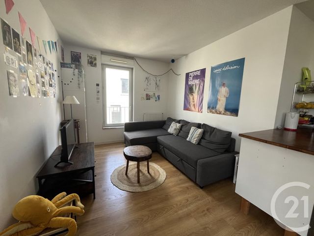 Appartement T4 à louer - 4 pièces - 80.8 m2 - CENON - 33 - AQUITAINE - Century 21 Ax Immo