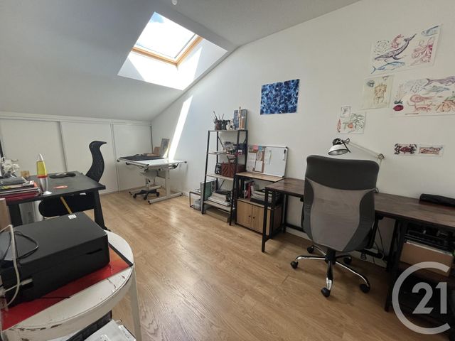 Appartement T4 à louer - 4 pièces - 80.8 m2 - CENON - 33 - AQUITAINE - Century 21 Ax Immo