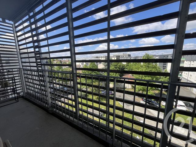 Appartement T4 à louer - 4 pièces - 80.8 m2 - CENON - 33 - AQUITAINE - Century 21 Ax Immo