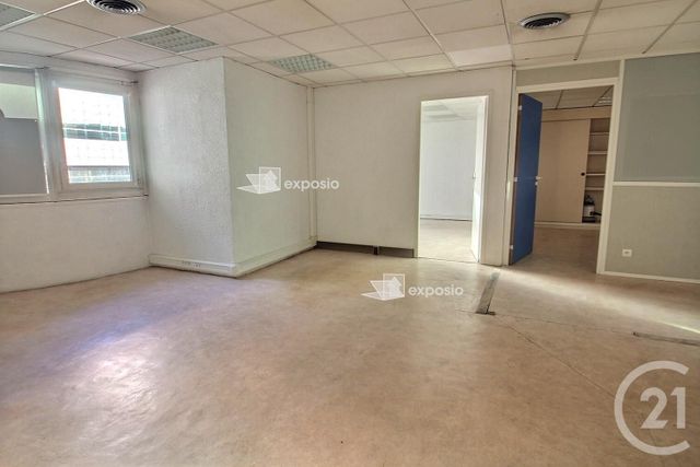 Afficher la photo en grand entreprise à louer - 70.0 m2 - BORDEAUX - 33 - AQUITAINE - Century 21 Ax Immo