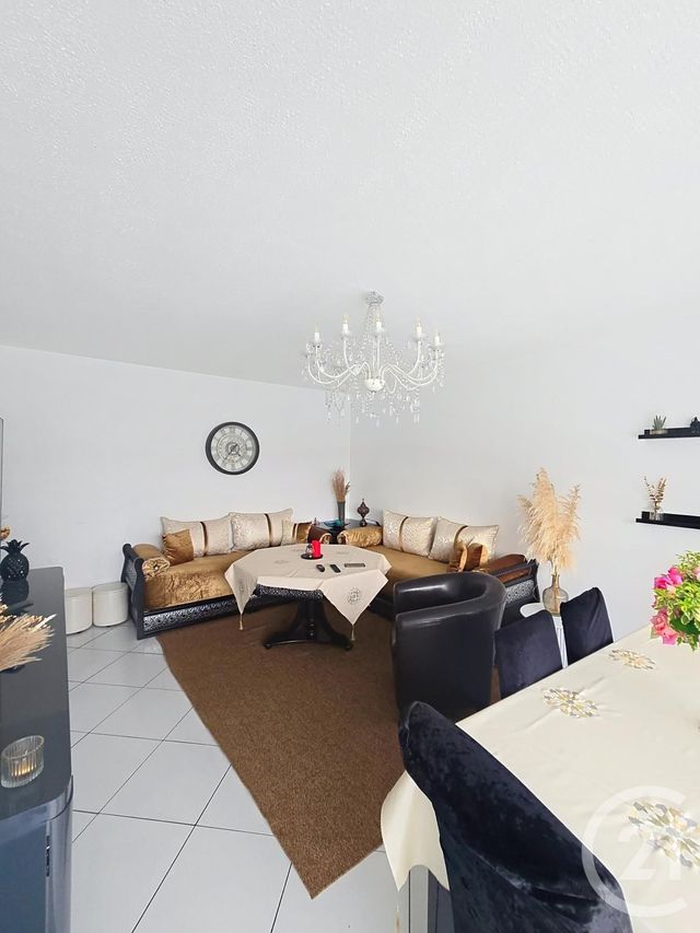 Afficher la photo en grand Appartement à vendre - 4 pièces - 79.37 m2 - LORMONT - 33 - AQUITAINE - Century 21 Ax Immo