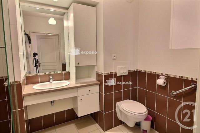 Appartement T2 à vendre - 2 pièces - 46.0 m2 - LORMONT - 33 - AQUITAINE - Century 21 Ax Immo