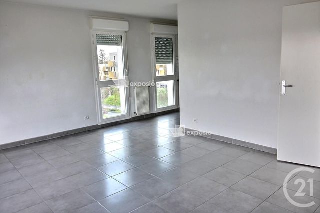 Appartement T4 à vendre - 4 pièces - 85.0 m2 - LORMONT - 33 - AQUITAINE - Century 21 Ax Immo