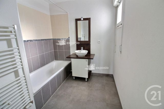 Appartement T4 à vendre - 4 pièces - 85.0 m2 - LORMONT - 33 - AQUITAINE - Century 21 Ax Immo