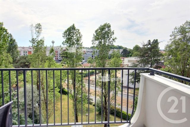 Appartement T5 à vendre - 5 pièces - 93.18 m2 - LORMONT - 33 - AQUITAINE - Century 21 Ax Immo