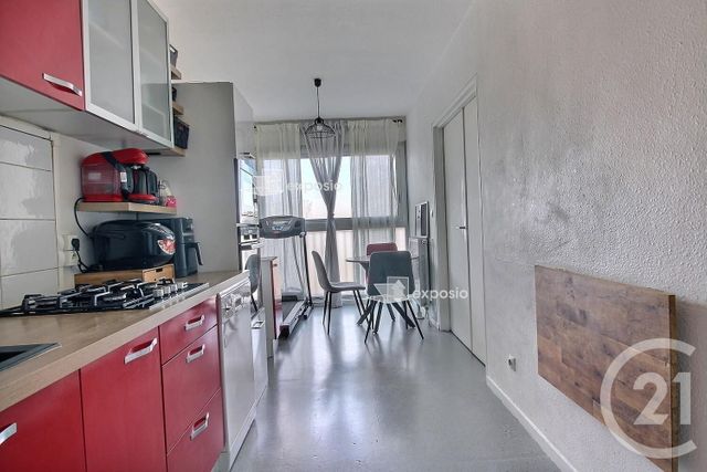 Appartement T5 à vendre - 5 pièces - 93.18 m2 - LORMONT - 33 - AQUITAINE - Century 21 Ax Immo