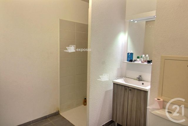 Appartement T2 à vendre - 2 pièces - 39.6 m2 - CENON - 33 - AQUITAINE - Century 21 Ax Immo