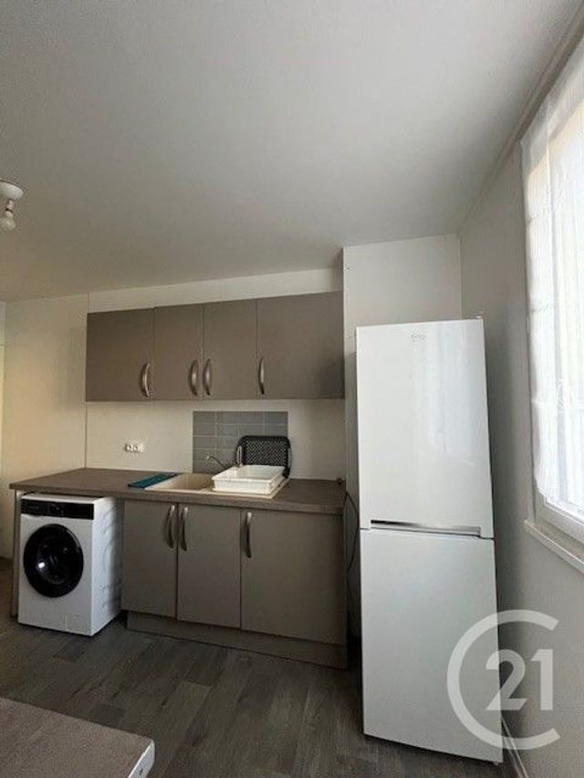 Appartement T2 à louer - 2 pièces - 39.16 m2 - CENON - 33 - AQUITAINE - Century 21 Ax Immo