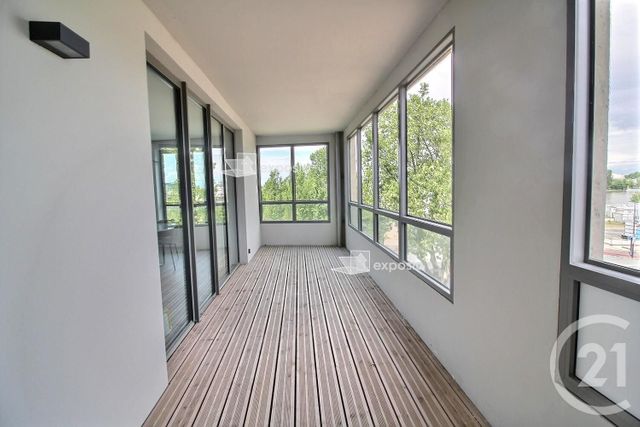 Appartement T4 à vendre - 4 pièces - 94.4 m2 - BORDEAUX - 33 - AQUITAINE - Century 21 Ax Immo