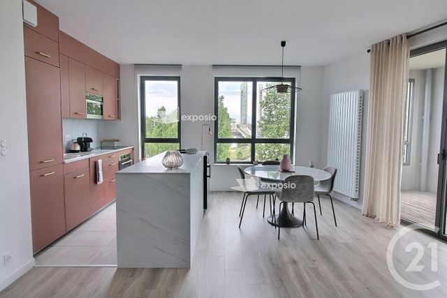 Appartement T4 à vendre - 4 pièces - 94.4 m2 - BORDEAUX - 33 - AQUITAINE - Century 21 Ax Immo