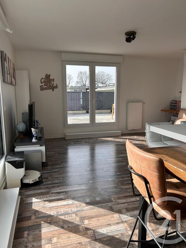 Appartement F4 à louer - 4 pièces - 94.44 m2 - CENON - 33 - AQUITAINE - Century 21 Ax Immo