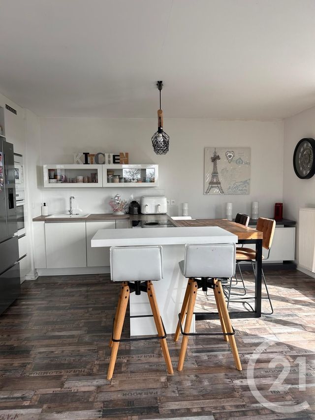 Appartement F4 à louer - 4 pièces - 94.44 m2 - CENON - 33 - AQUITAINE - Century 21 Ax Immo