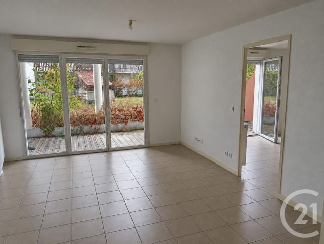 Appartement T2 à vendre - 2 pièces - 40.22 m2 - CENON - 33 - AQUITAINE - Century 21 Ax Immo