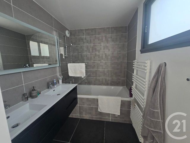 Appartement T5 à vendre - 5 pièces - 119.42 m2 - BORDEAUX - 33 - AQUITAINE - Century 21 Ax Immo